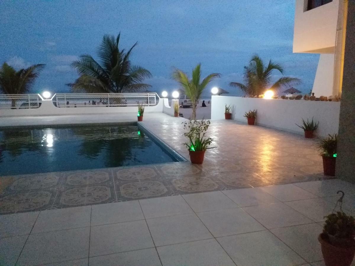 บีช รีสอร์ต - ซาลาละฮ์ Hotel ซาลาลาห์ ภายนอก รูปภาพ