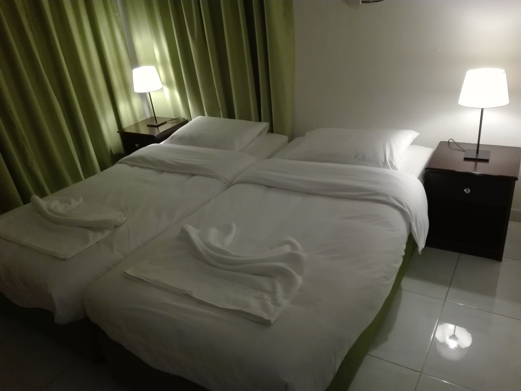 บีช รีสอร์ต - ซาลาละฮ์ Hotel ซาลาลาห์ ภายนอก รูปภาพ